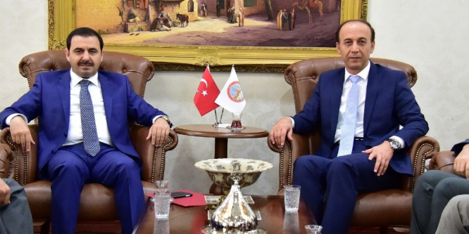 Vali Erin tebrikleri kabul etti