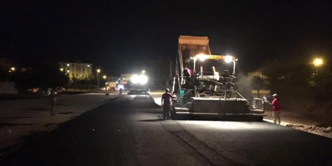 Adıyaman Belediye ekiplerinin gece mesaisi
