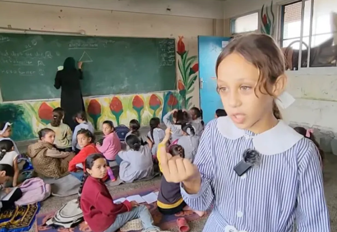 "64 Bin Çocuk Katledildi, 300 Bin Filistinli Çocuk Okulsuz! Gündüz derslik gece sığınma evi