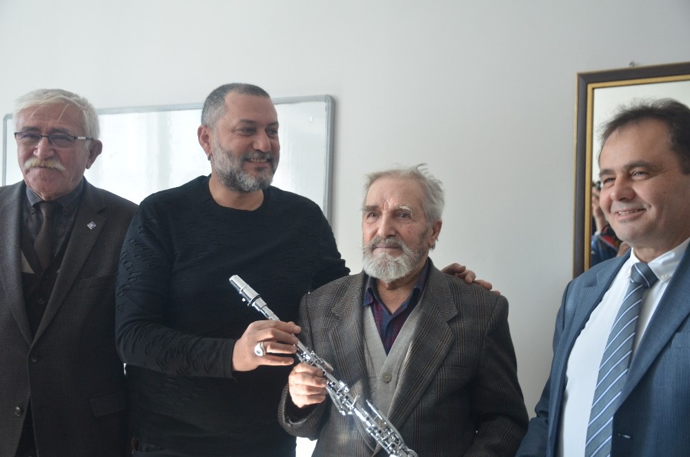 64 yıl sonra klarnetle buluştu 