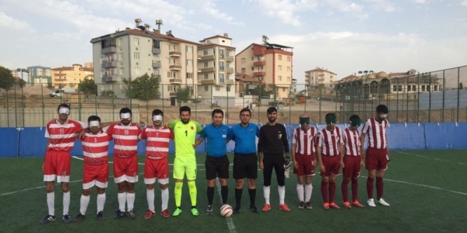 Görme engelli futbolcular Sesi Görenler Ligi’nde