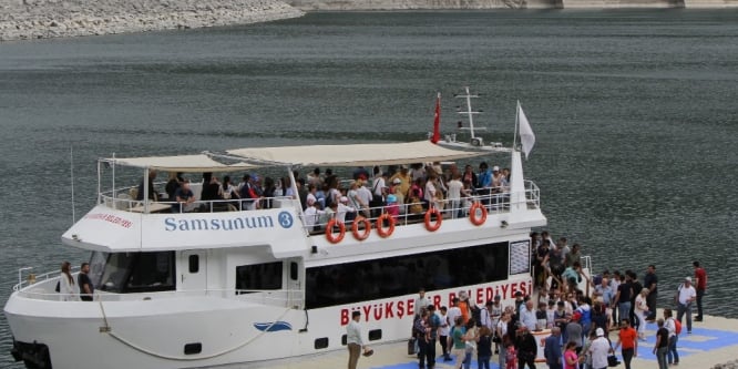 Büyükşehirden feribot turu