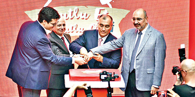 65 bin Yıldız Holding çalışanı çocukları mutlu etti