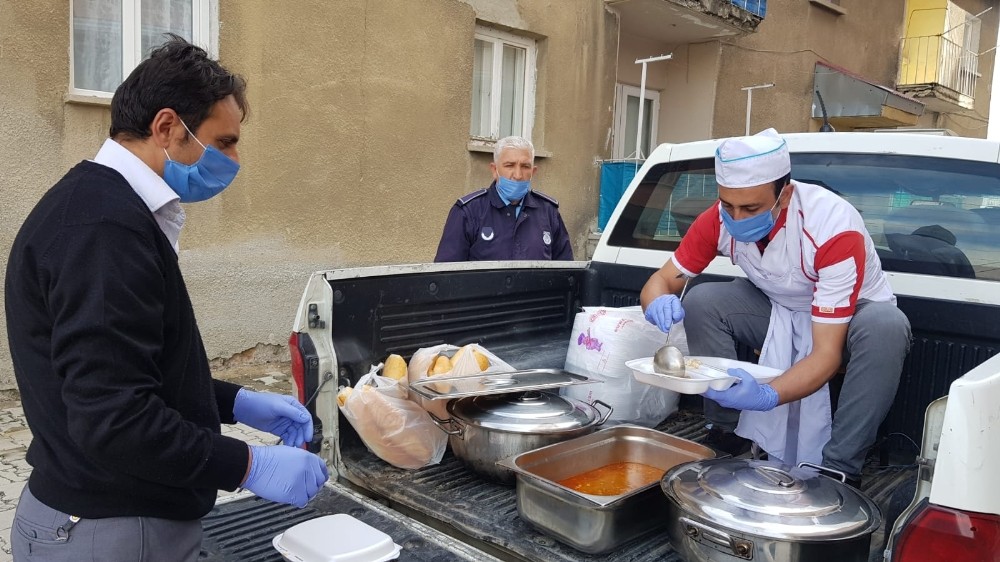 65 yaş üstü ailelere sıcak yemek servisi 