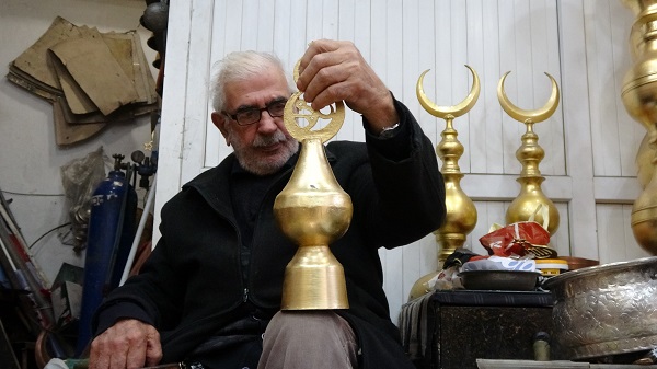 65 yıldır 'alemler' ondan soruluyor