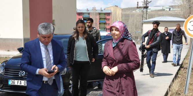 Vali Rahmi Doğan, oyunu kullandı