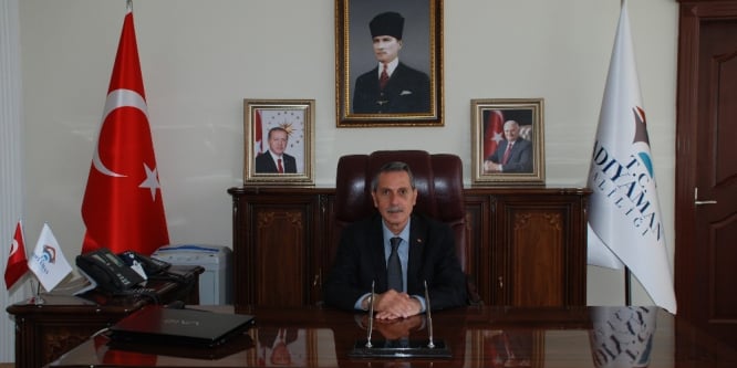 Vali Kalkancı 30 Ağustos Zafer Bayramını kutladı