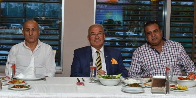 Başkan Kocamaz hayırsever iş adamları ile buluştu