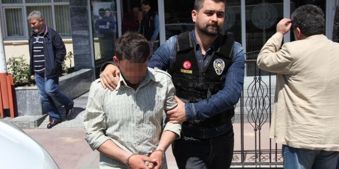 Uyuşturucu ticaretine 2 gözaltı