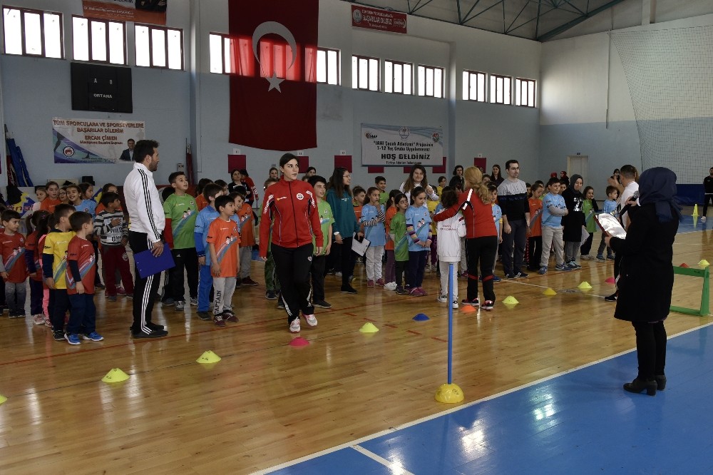 66 ilde 22 bin çocuk spor yapıyor 
