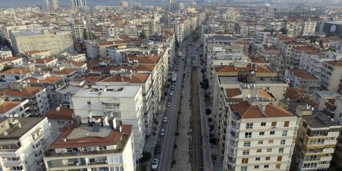 Konak Tramvayında çalışmalar devam ediyor