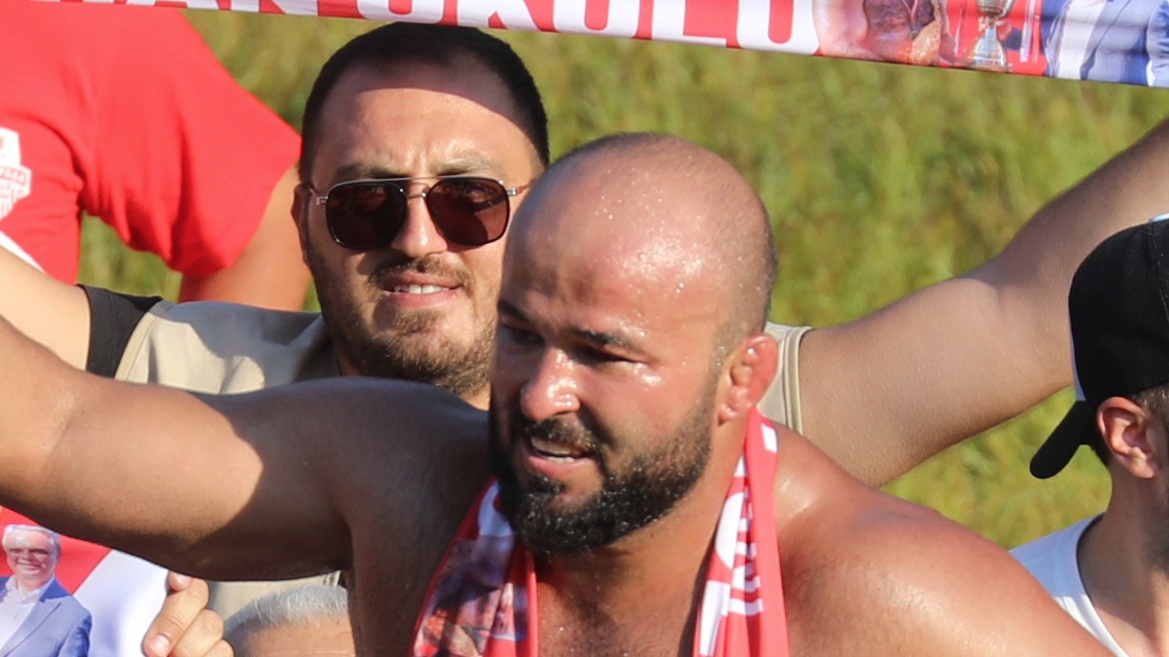 Orhan okulu 664. Tarihi Kırkpınar Yağlı Güreşleri finalinde başpehlivan oldu! Son dakika