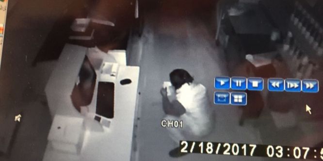 Aksaray’da kafe soyuldu