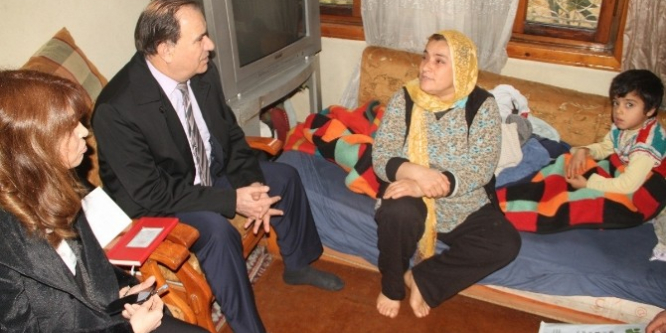 Şahin, engelli baba ve çocuklarına sahip çıktı