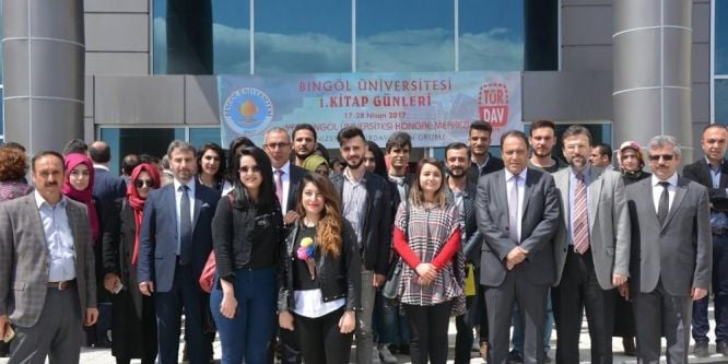 Bingöl’de kitap fuarında 3 bin kitap satıldı
