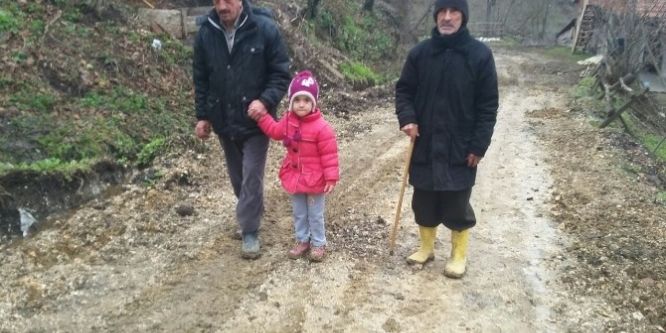 Vali Zülkif Dağlı minik kızın isyanına duyarsız kalmadı