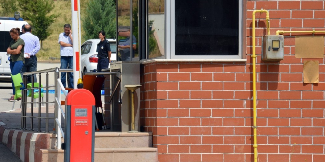 Nöbette kaza kurşunu: 1 polis hayatını kaybetti, 1 polis yaralı