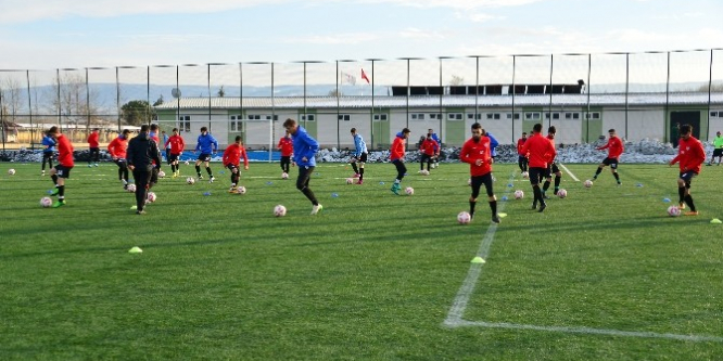 Erbaaspor şampiyonluk istiyor