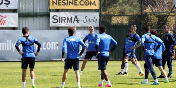 Fenerbahçe’de derbi hazırlıkları sürdü