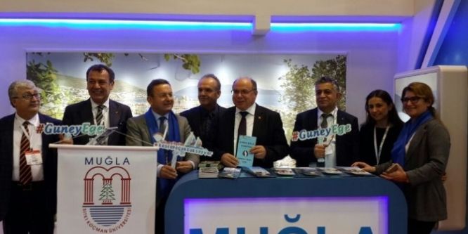 Vali Amir Çiçek EMITT Turizm Fuarını değerlendirdi