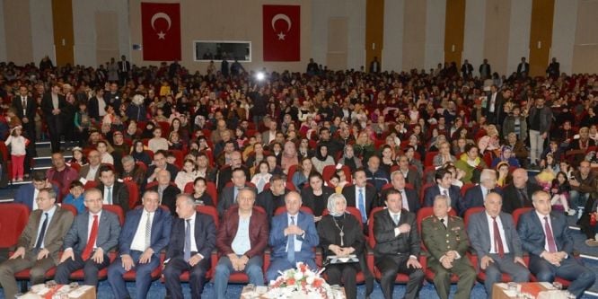 Erzurum’da 23 Nisan coşkusu