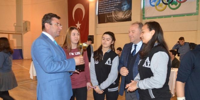 Bafra’da liseler arası bilgi yarışması