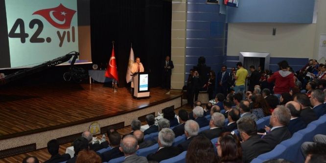 Selçuk Üniversitesi 42 yaşında
