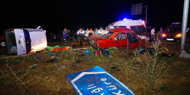 Kastamonu’da feci kaza: 2 ölü, 6 yaralı