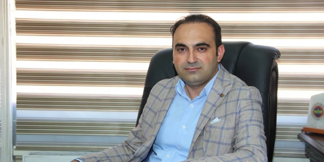 “Ak parti bayrak yarışında ben de varım” dedi
