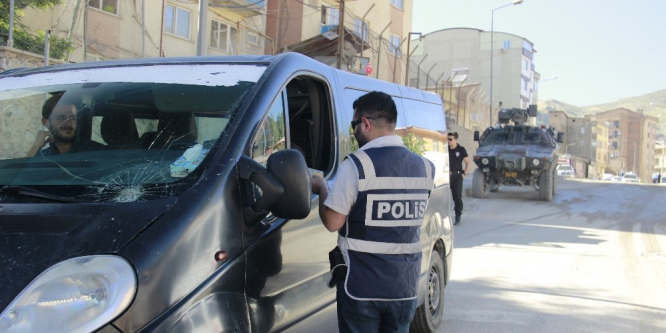 Hakkari’de asayiş uygulaması yapıldı