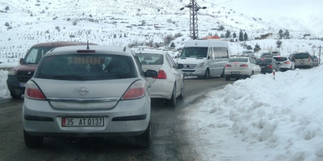 Bozdağ, İzmirli kayakseverleri misafir etmeyi bekliyor