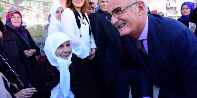 “Samsun’u modern bir Türkiye şehri yapmak için uğraşıyorum”