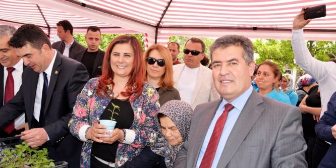 Başkan Çerçioğlu yerli fide dağıttı