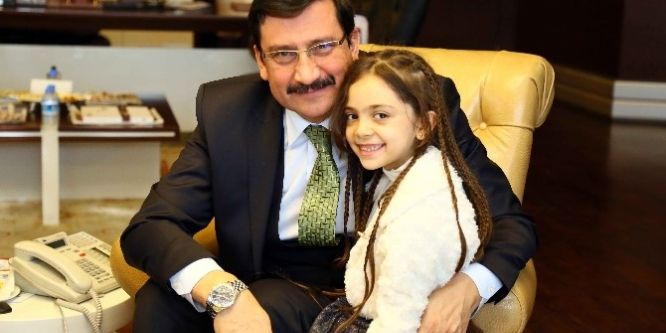 Suriyeli Alabed, Başkan Ak’ı ziyaret etti