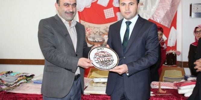 Bulanıklı öğrenciler yararına kermes