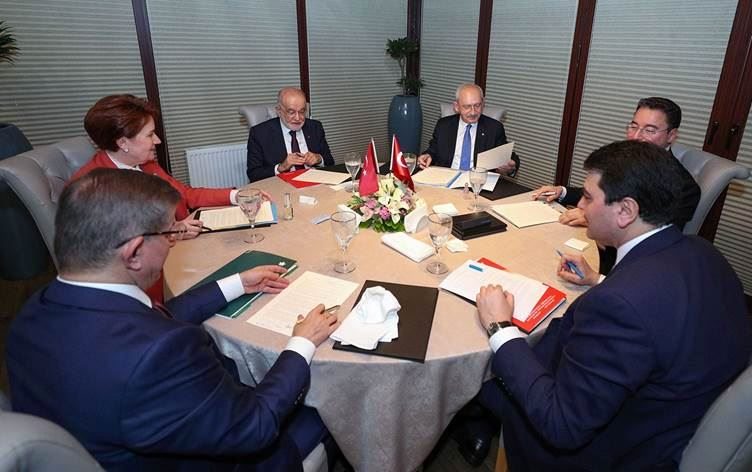 6'lı masa ile ilgili bomba iddia! O genel başkan, "Ben sağ oldukça Kılıçdaroğlu aday olamaz" demiş