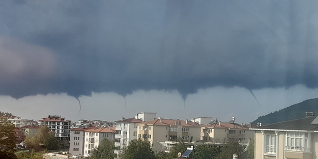 6'sı birden etrafı sardı! Karadeniz'de hortum paniği