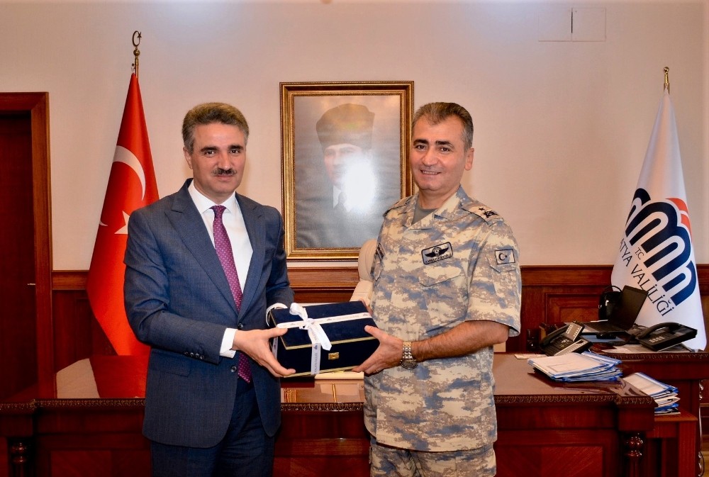 7. Ana Jet Üstü Komutanından veda ziyareti 