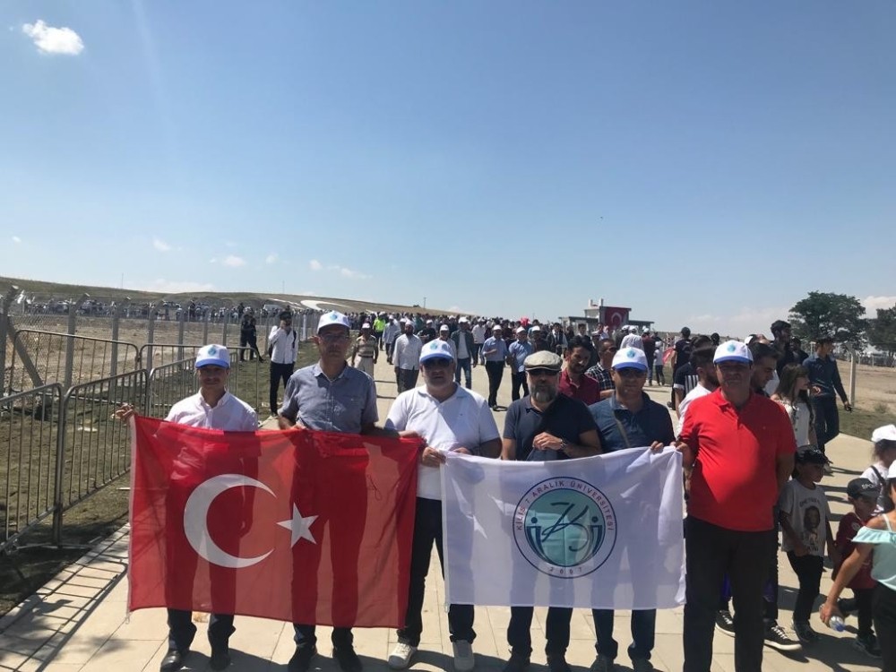 7 Aralık Üniversitesi Malazgirt Zaferi Kutlamalarına Katıldı 