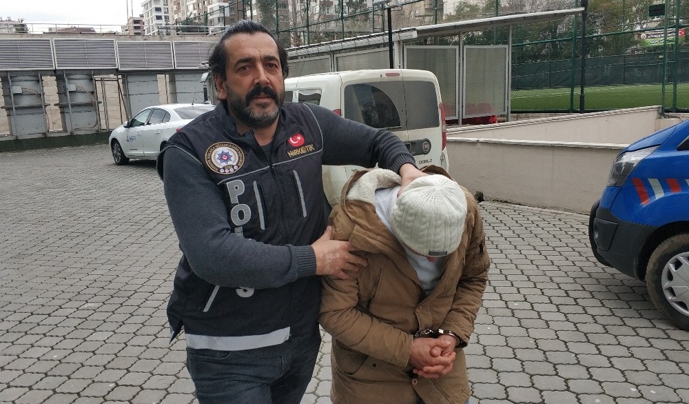 7 bin 280 adet uyuşturucu hapla ilgili 2 kişi adliyede 
