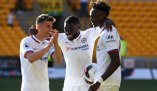 7 gollü maçta zafer Chelsea'nin oldu!