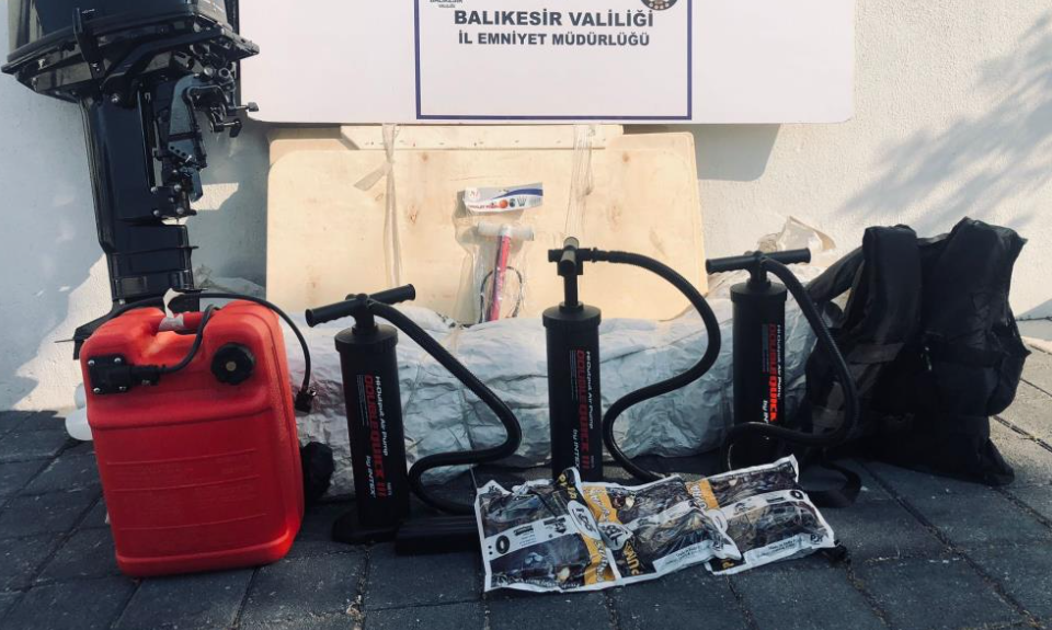 7 kaçak göçmen ve organizatörler yakalandı