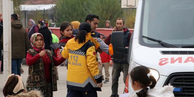 7 öğrenci okulda yediği pastadan zehirlendi