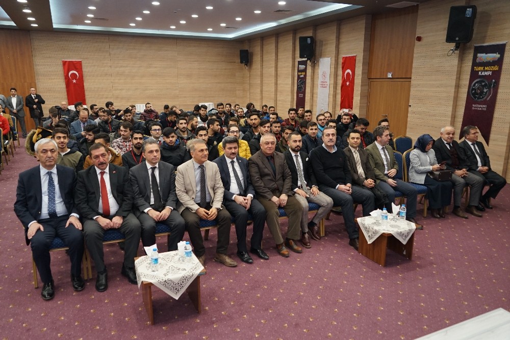7 şehirden 110 öğrenci Türk Müziği Kampı’na girdi 