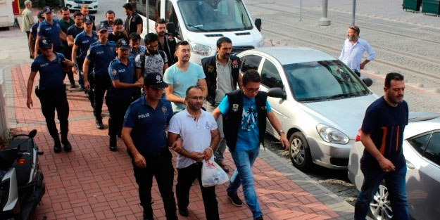 7 TÜBİTAK çalışanı FETÖ'den tutuklandı