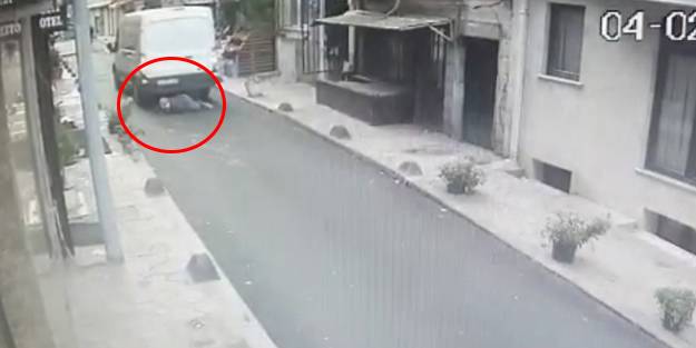 70 yaşındaki kadın dehşeti yaşadı! Minibüsle ezip yoluna devam etti