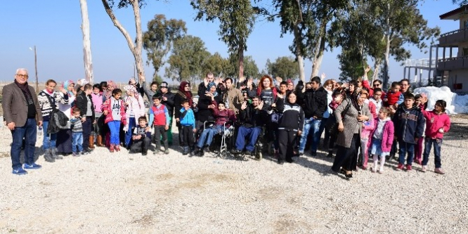 Engelli çocuklar karla buluştu