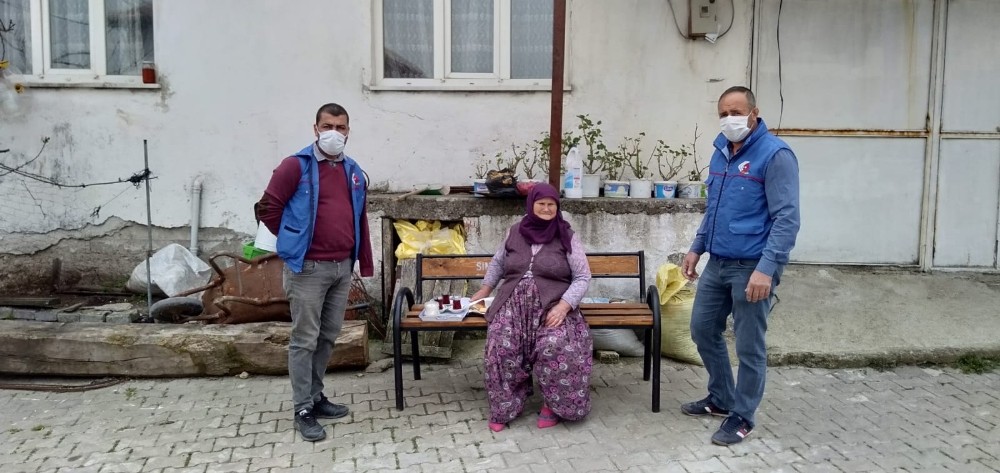 70’lik nineden örnek davranış bağış olarak 350 kilo nohut verdi 