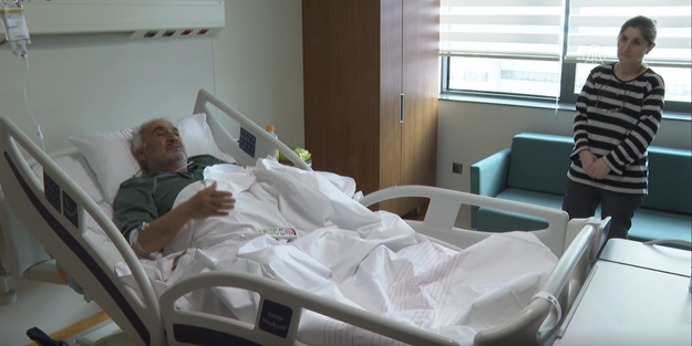 71. saatte enkazdan kurtarılan depremzede yaşadıklarını anlattı