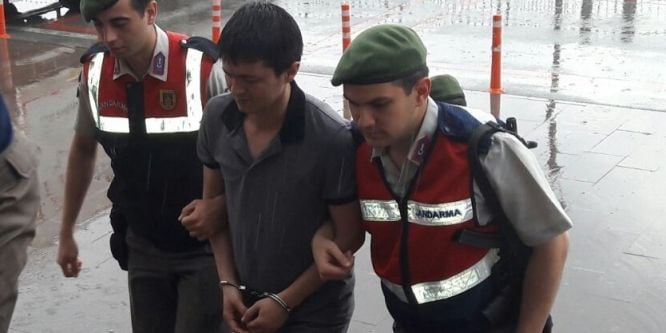 FETÖ üyesi kimlik kontrolünde yakalandı